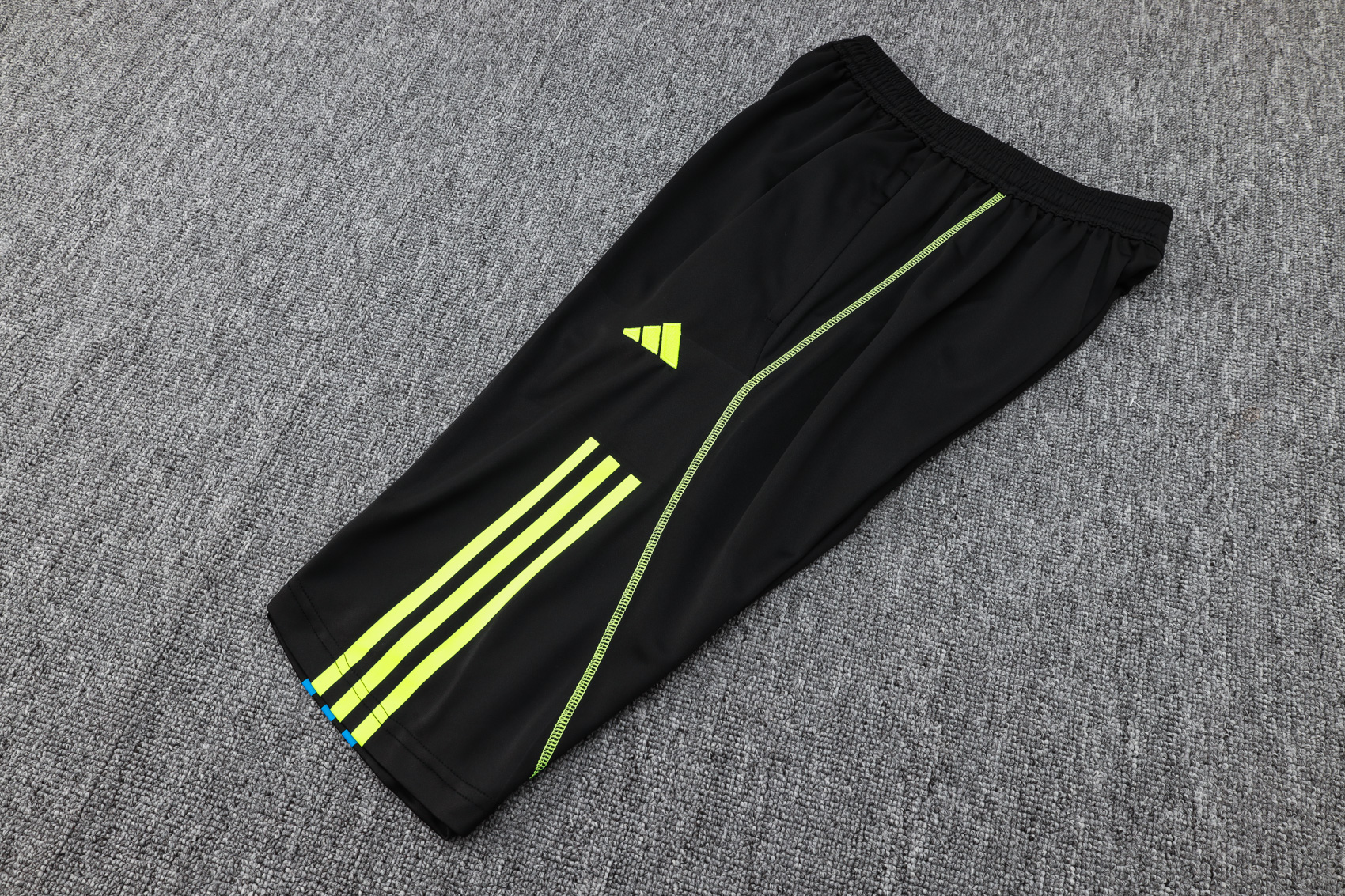 Arsenal Training Jersey 23/24