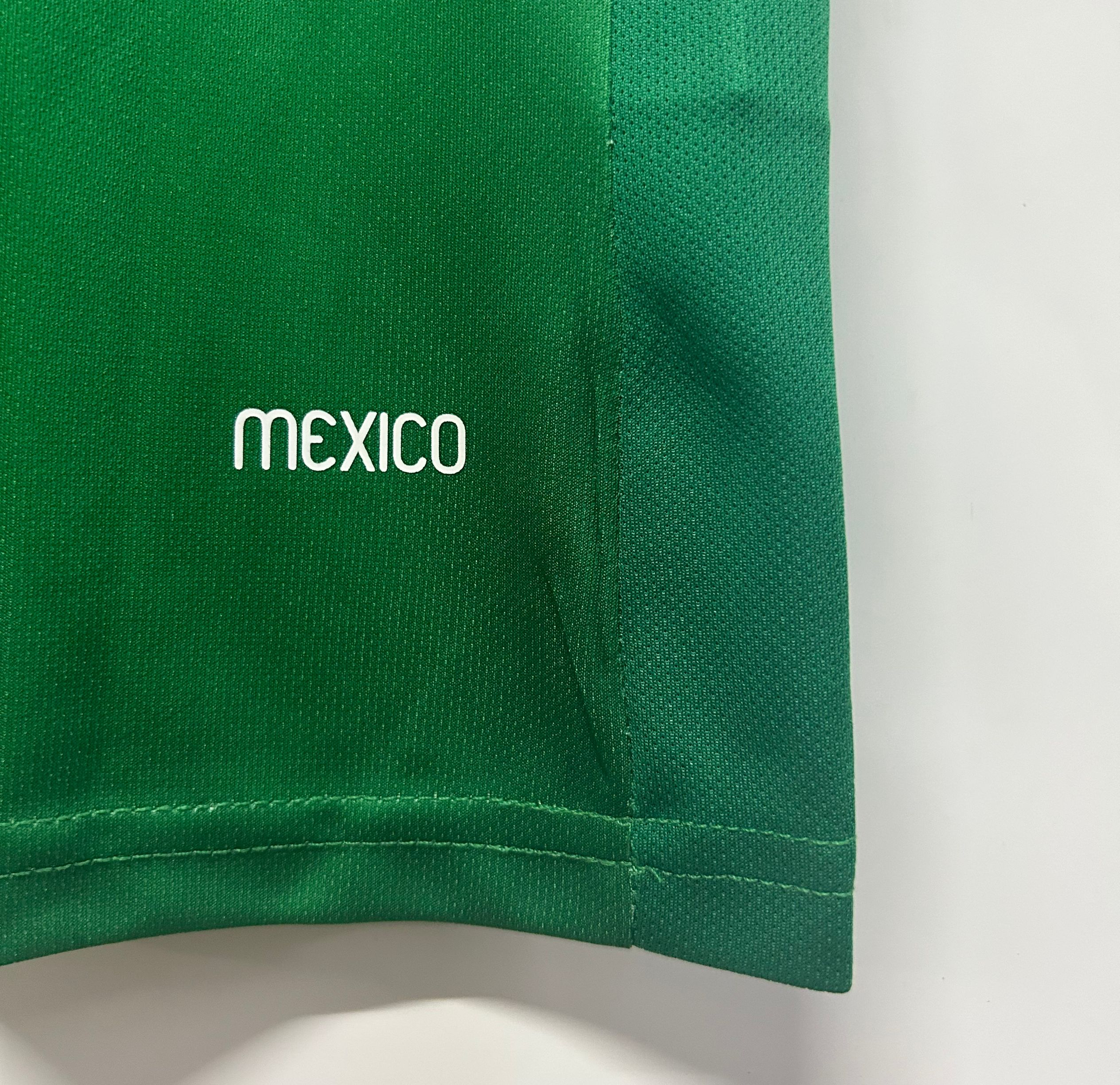 Mexico Home Retro Jersey 2006