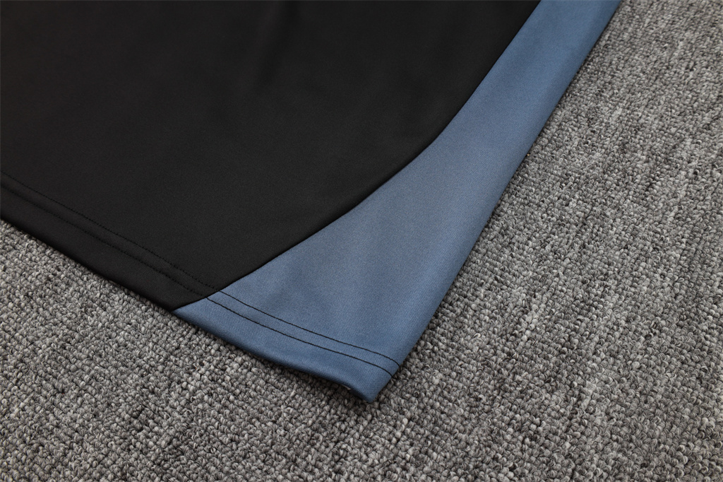 Manchester United Training Jersey Suit 24/25