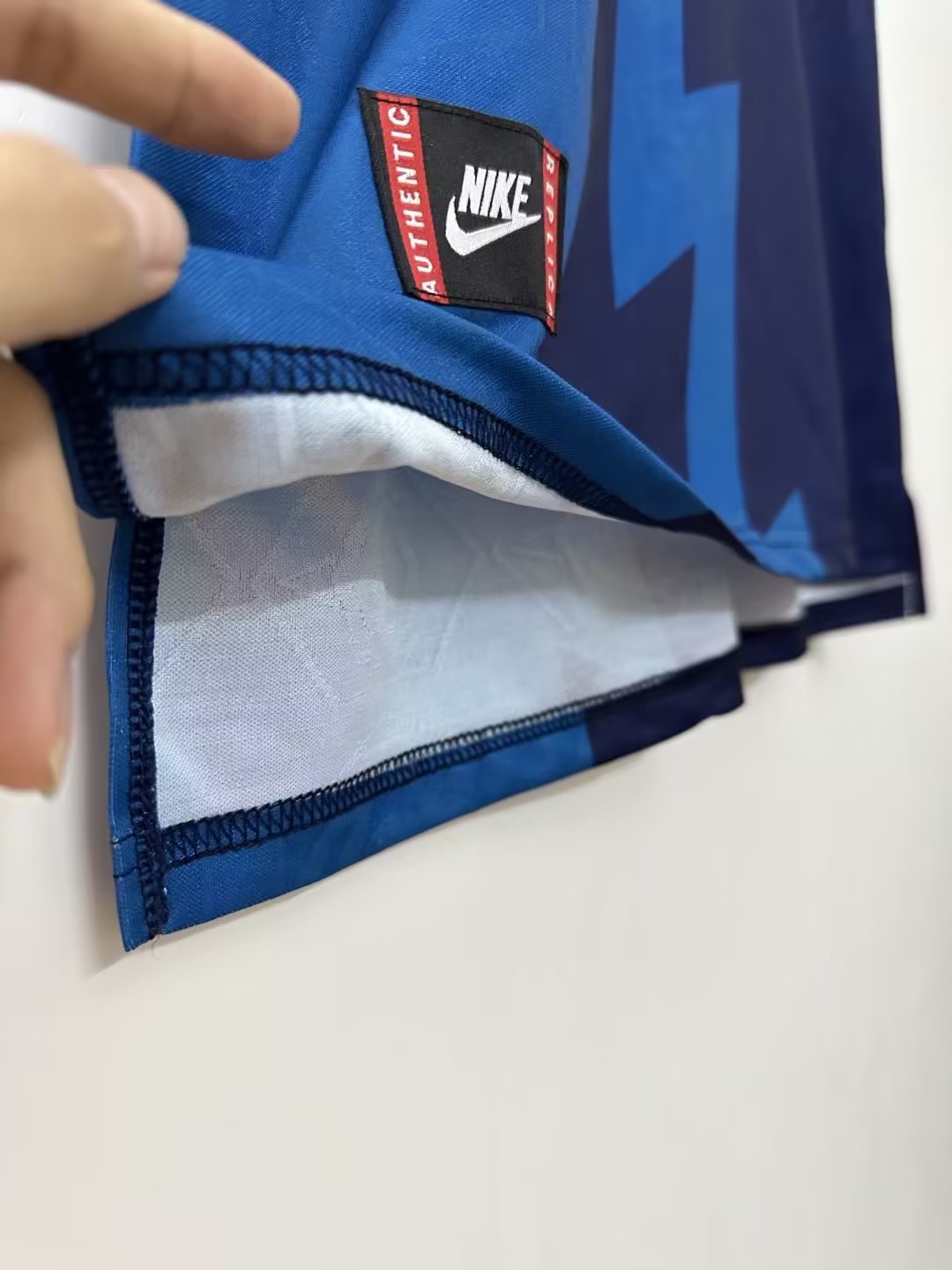 Arsenal Away Long Sleeve Retro Jersey 1995/96