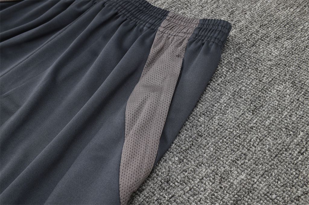 Real Madrid Training Jersey 24/25