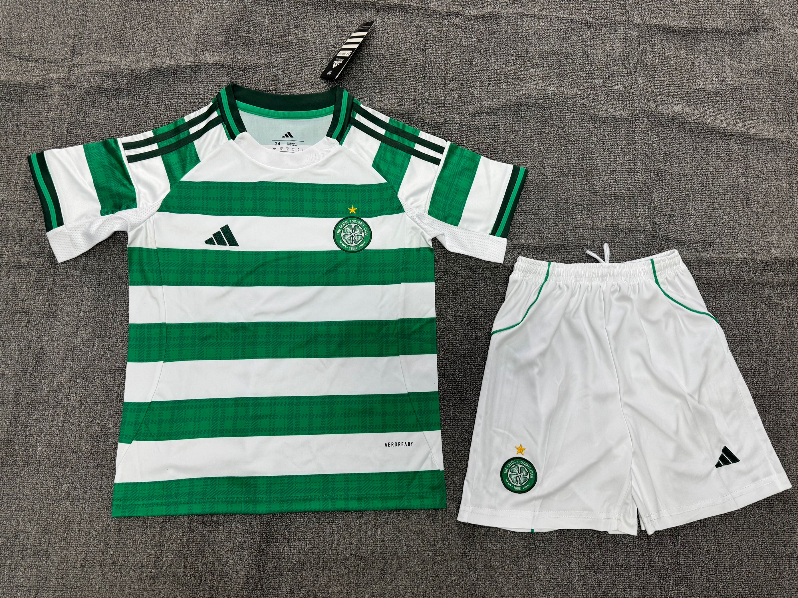 Celtic Home Kids Suit & Socks 25/26