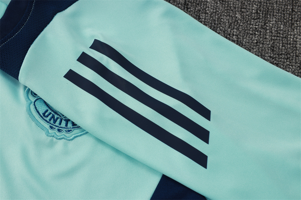 Manchester United Training Short sleeve Suit 24/25