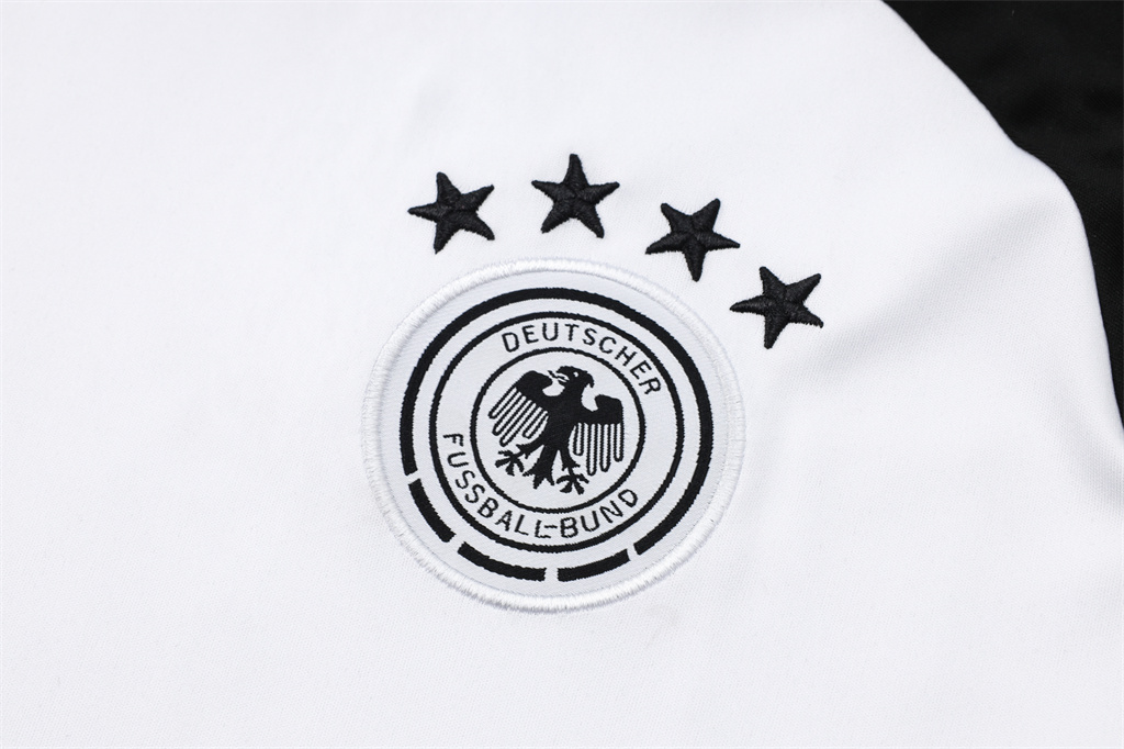 Germany Training Short sleeve Suit 24/25