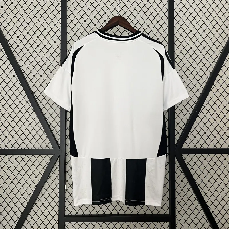 24-25 Juventus Home Replica Jersey