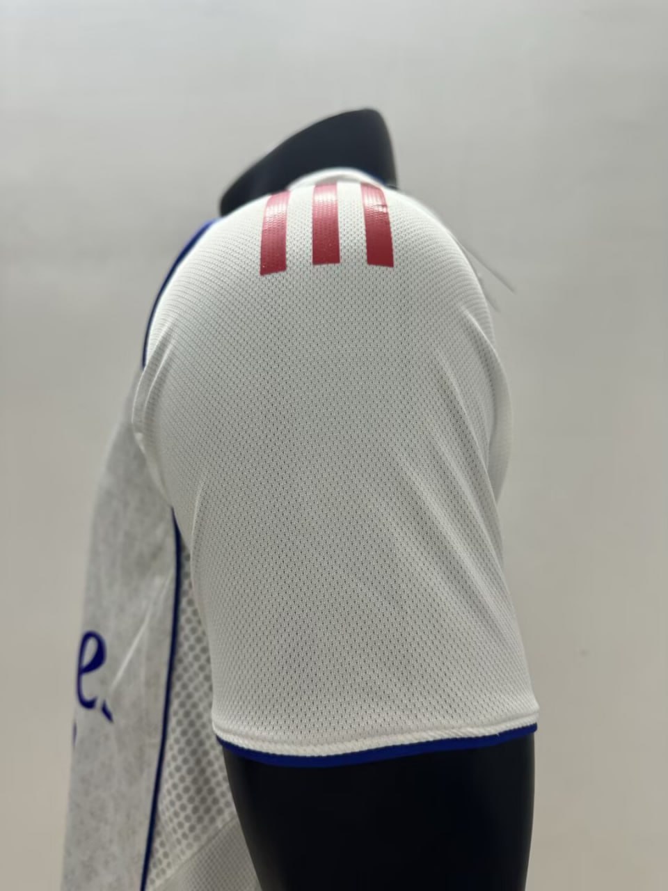 Lyon Home Men Player Jersey 25/26