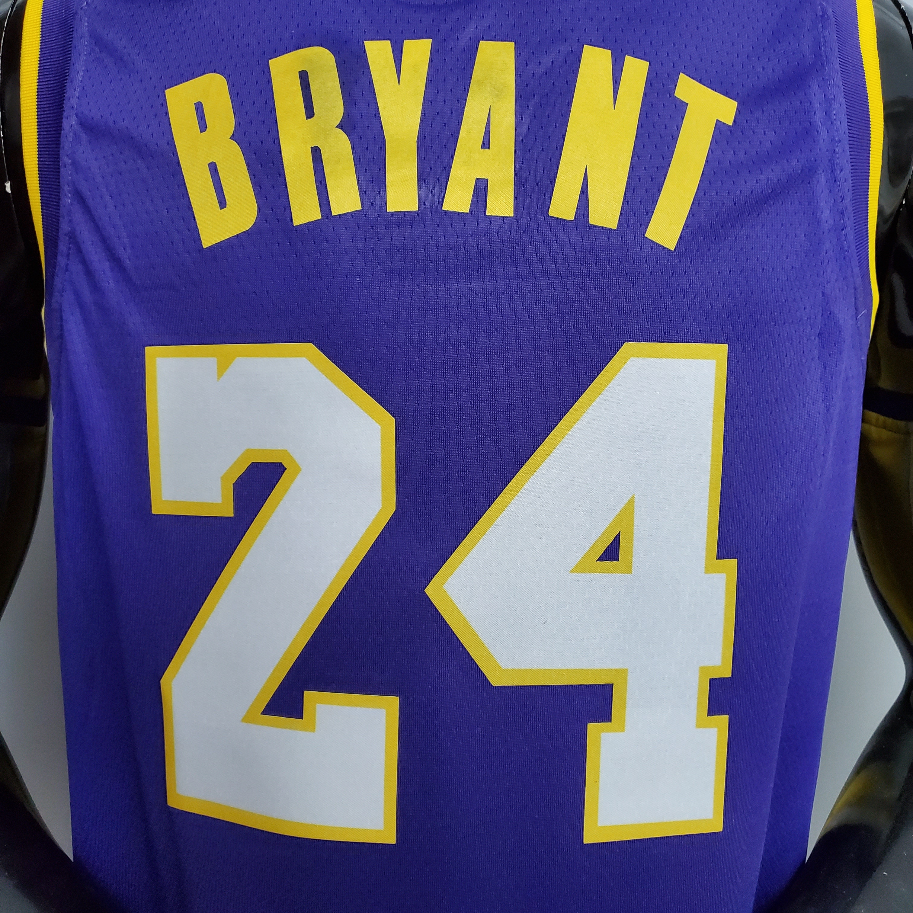 Kobe Bryant Los Angeles Lakers Swingman Jersey Purple