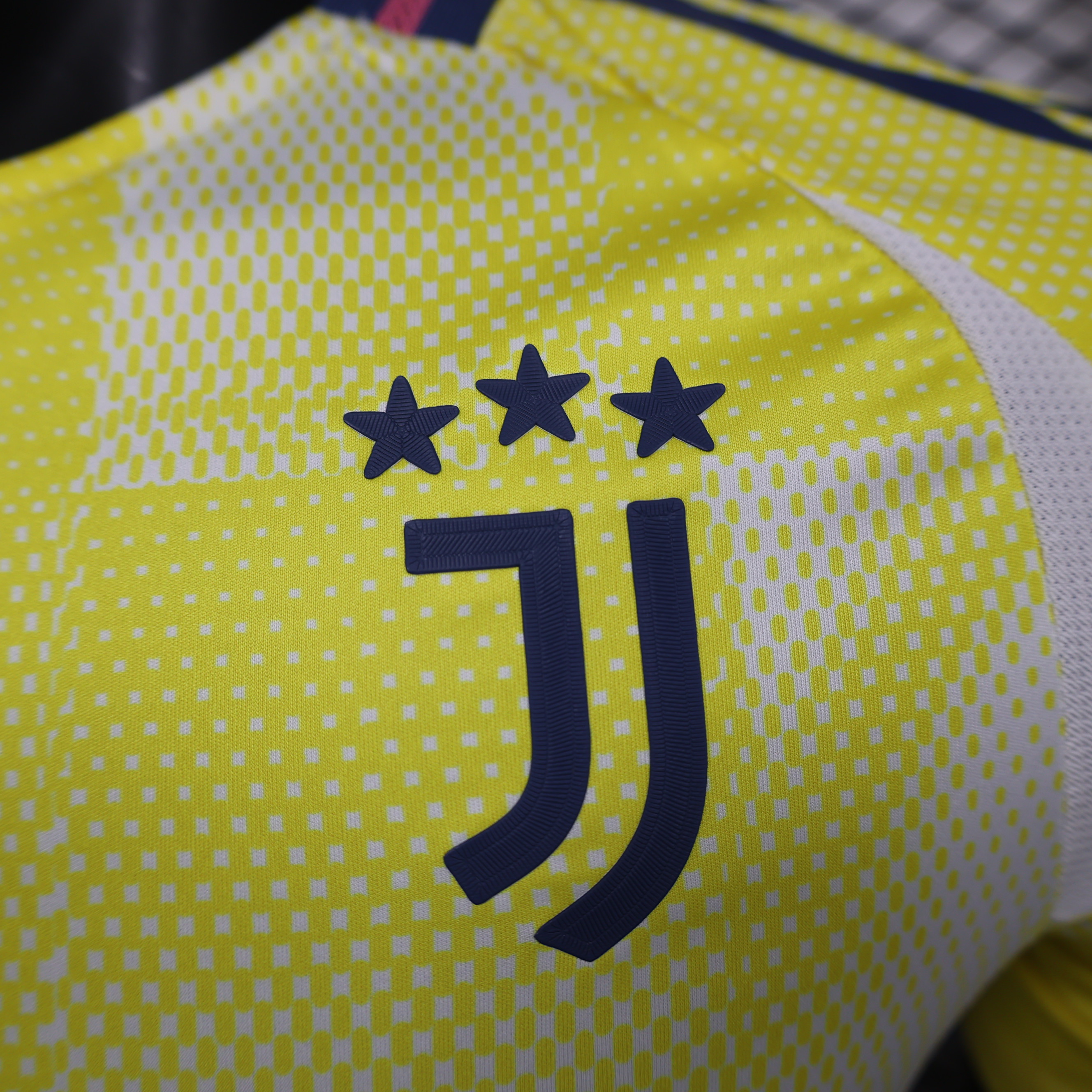 Juventus Away Player Jersey 24/25