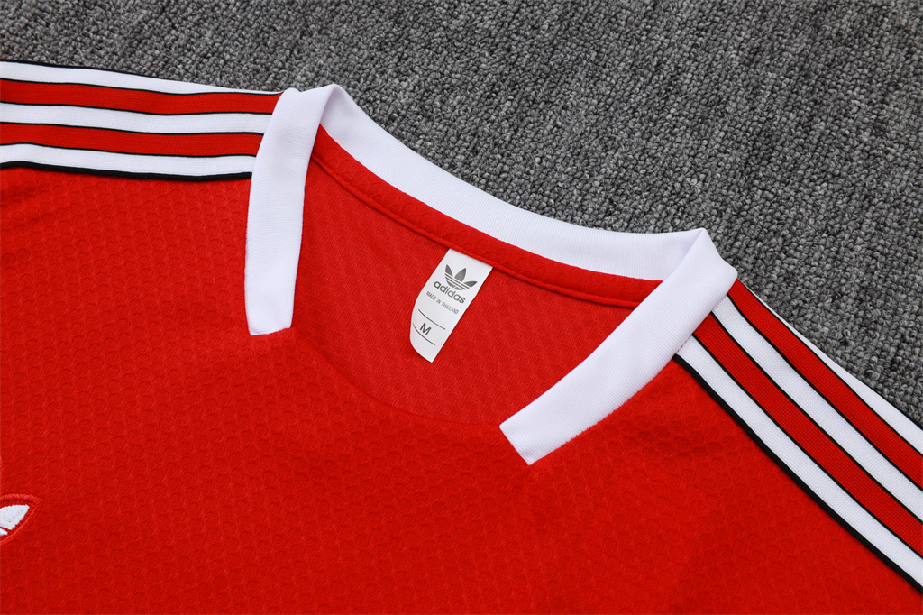 Manchester United Training Short sleeve Jersey 25/26
