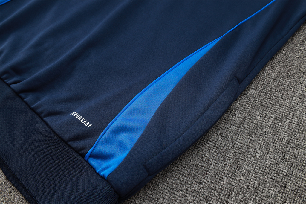 Italy Training Suit 24/25