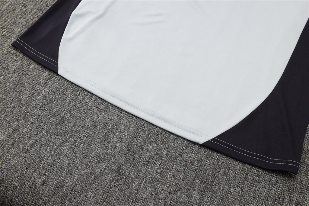 Juventus POLO Jersey 24/25