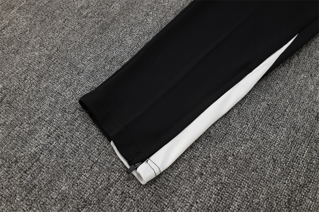 Liverpool Training Jacket 24/25