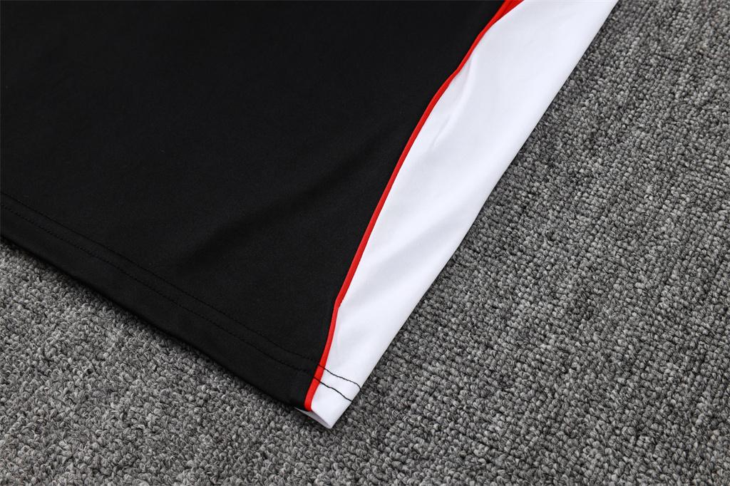 Bayern Munich Training Jersey 25/26