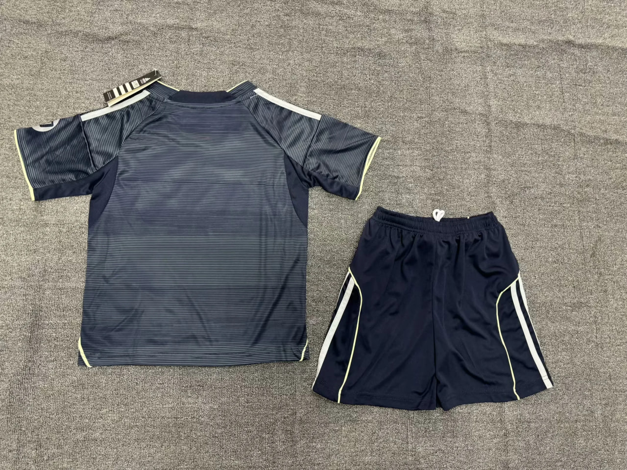 Real Madrid Away Kids Suit 25/26