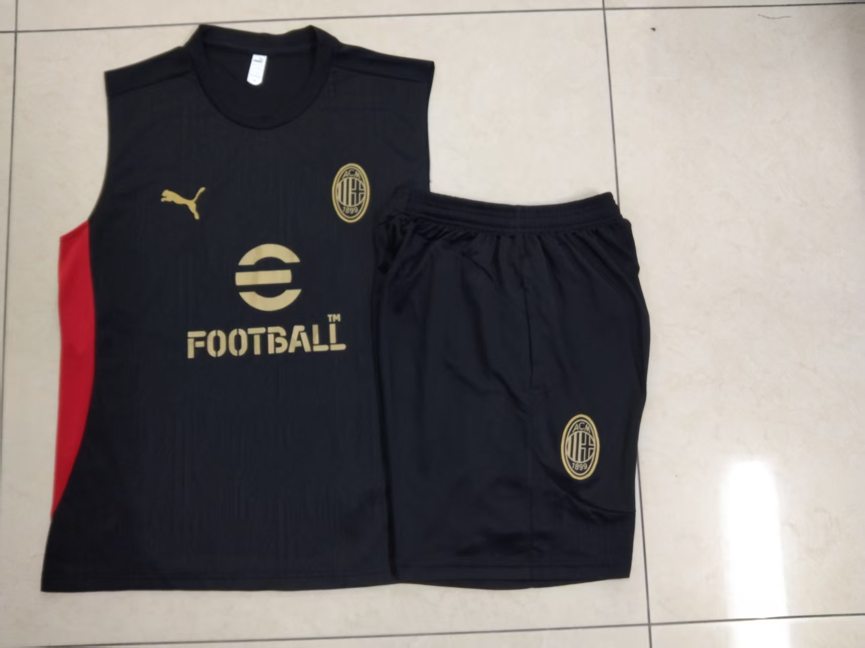 AC Milan Training Jersey 24/25