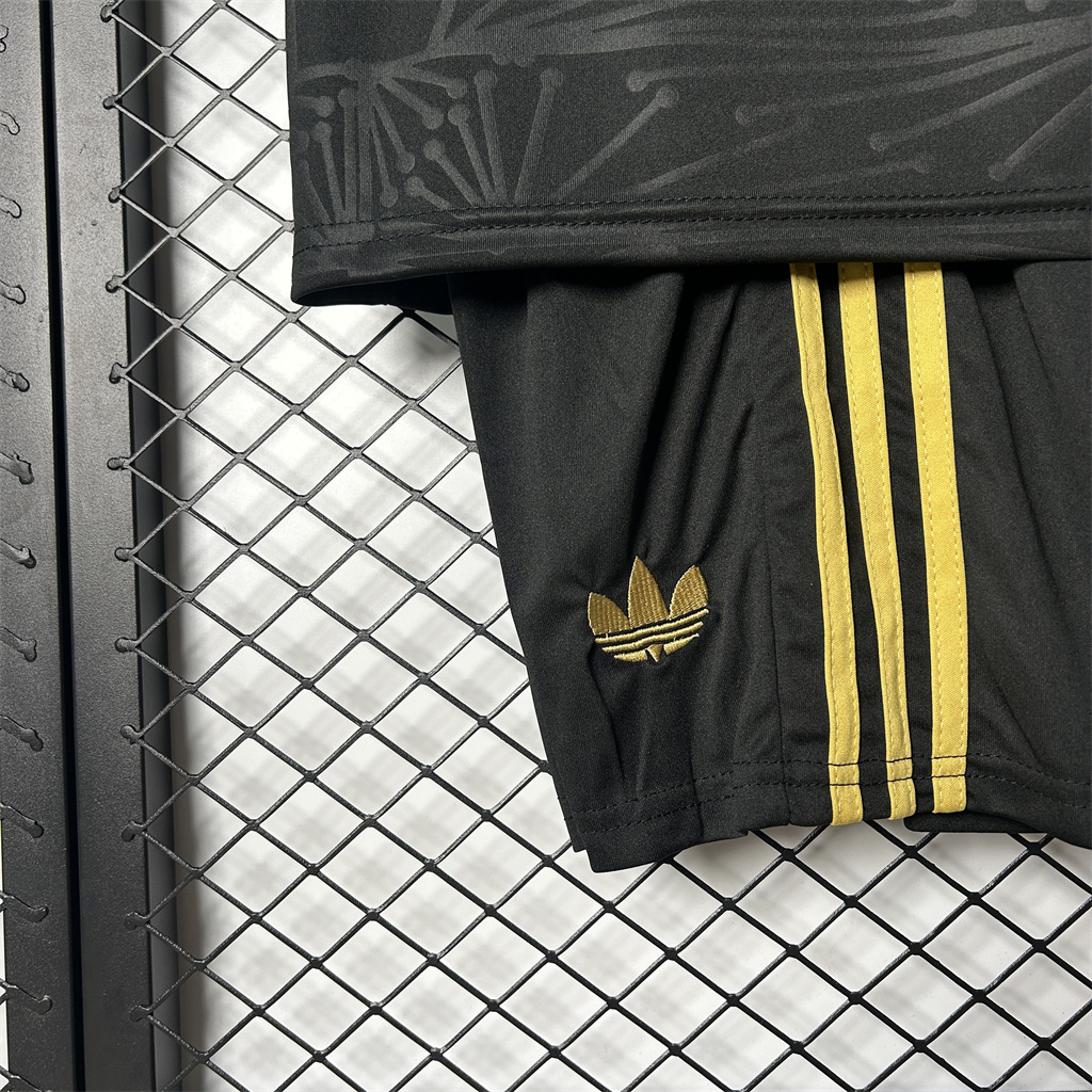 Mexico Gold Kids Suit 25/26