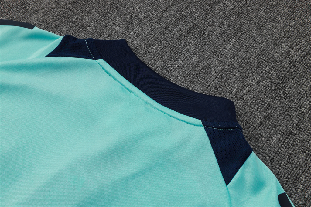 Manchester United Training Jersey Suit 24/25