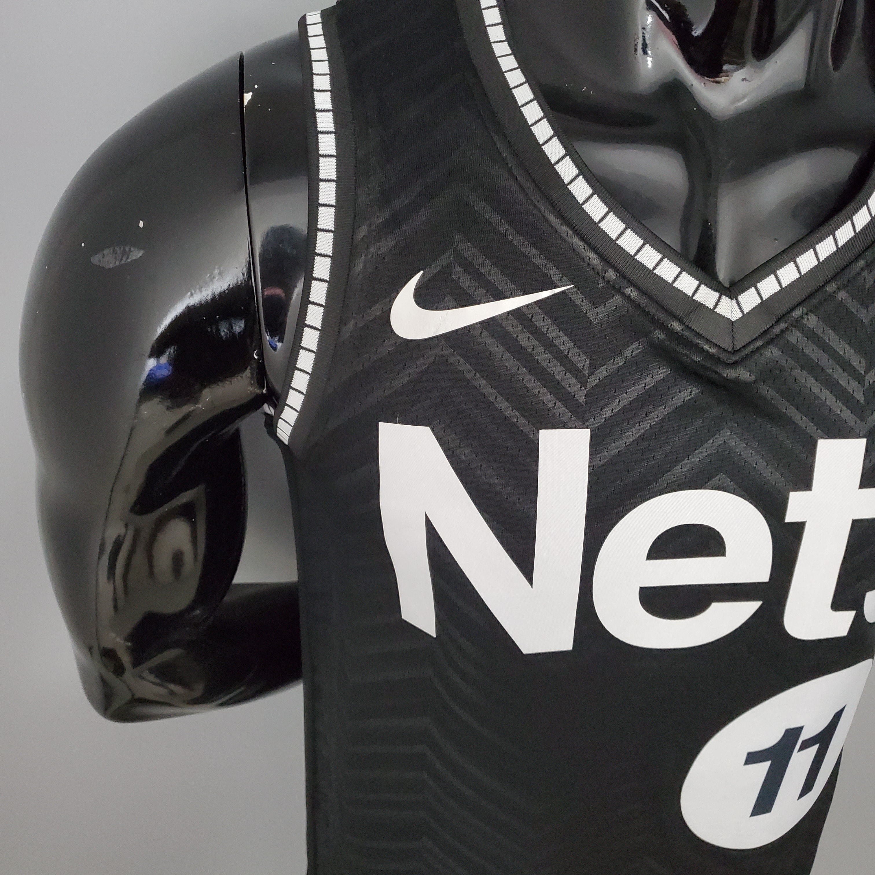 Kyrie Irving Brooklyn Nets Bonus Edition Swingman Jersey Black