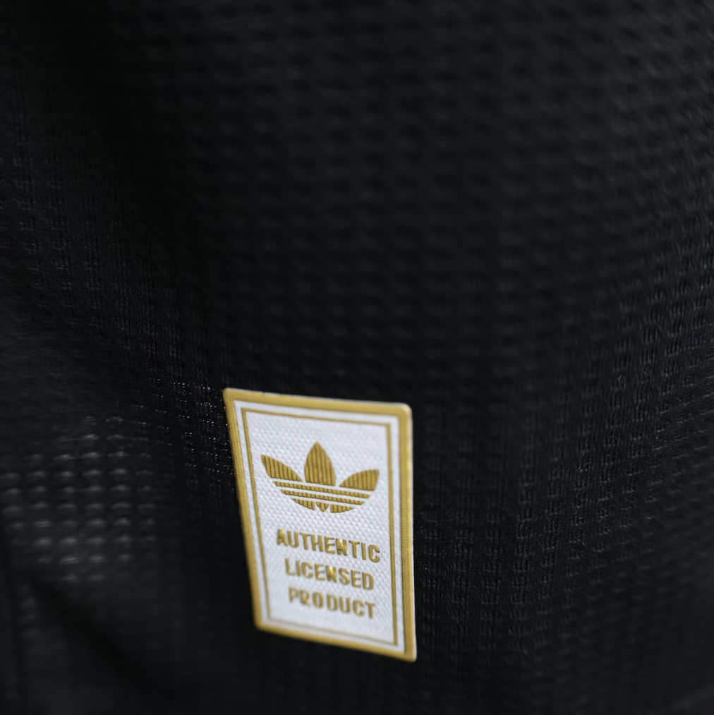 25-26 Liverpool Black Special Player Edition Football Shirt