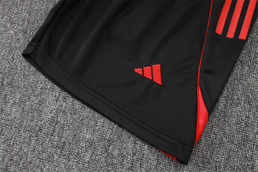 Bayern Munich Training Short sleeve Suit 25/26