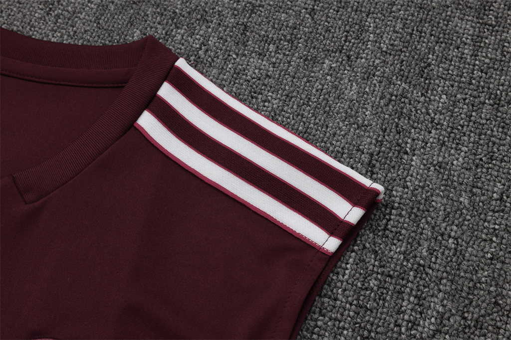 Bayern Munich Training Jersey 25/26