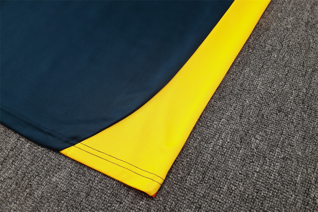 Real Madrid Kids Training Suit 24/25