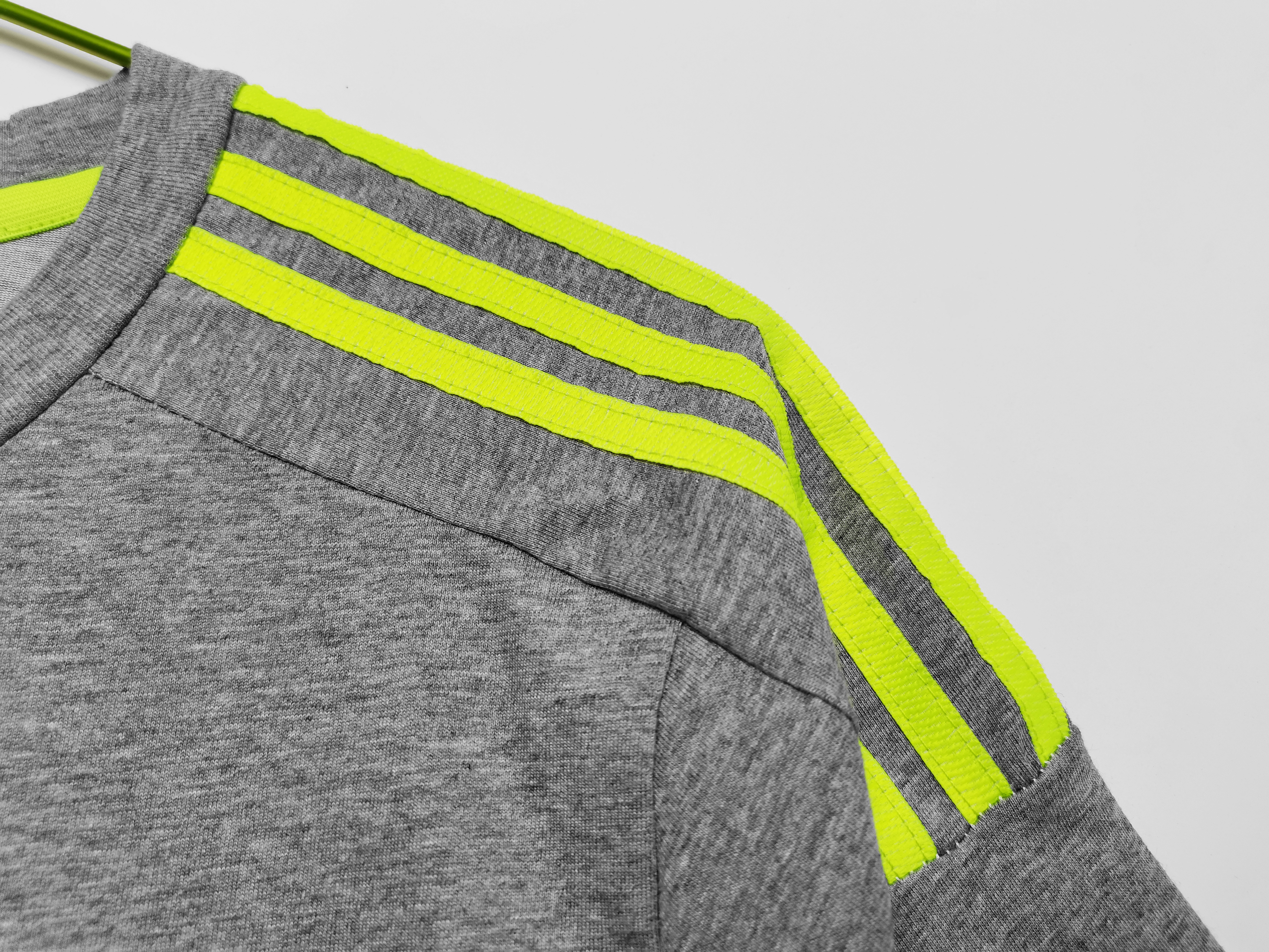 Real Madrid Away Retro Jersey 2015/16