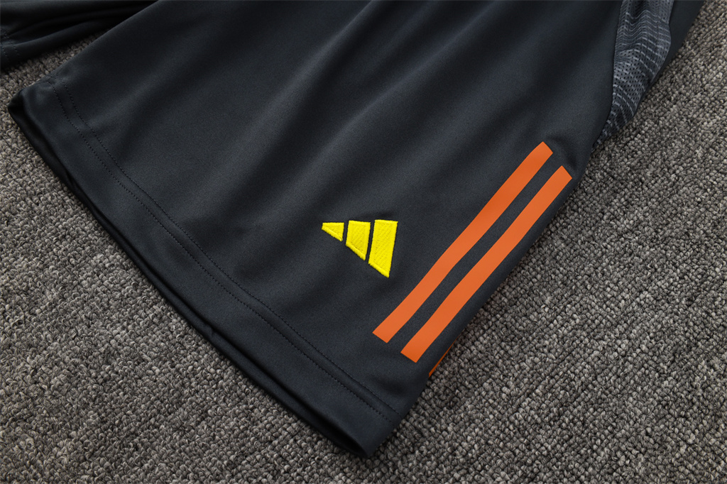 SL Benfica Training Jersey 24/25