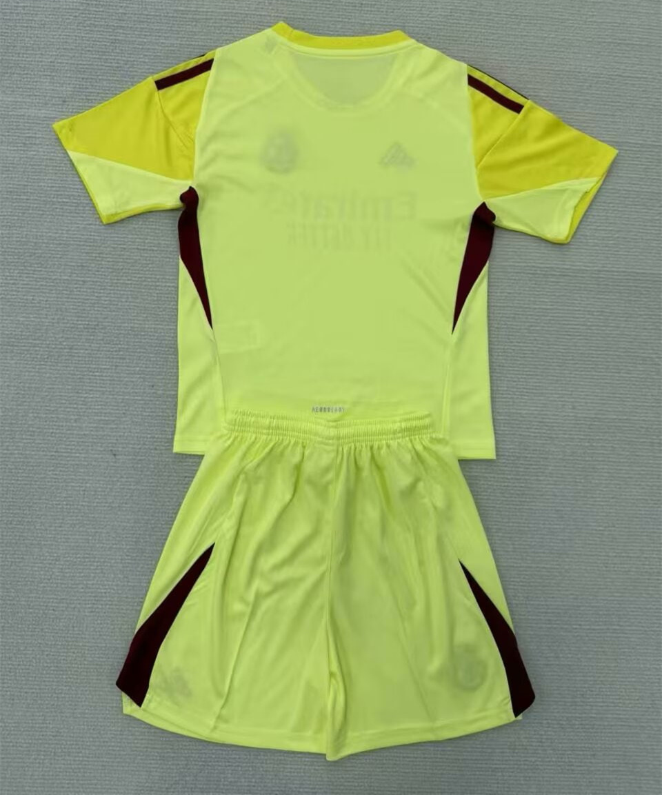 Real Madrid Goalkeeper Kids Suit 25/26
