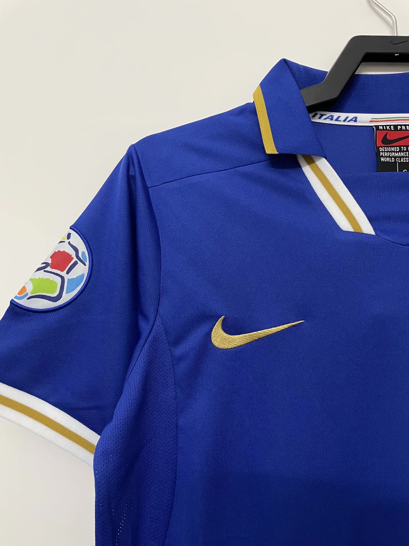 Italy Retro Home Jersey 1996