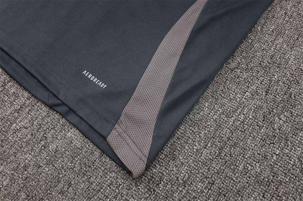 Real Madrid Training Short sleeve Jersey 24/25