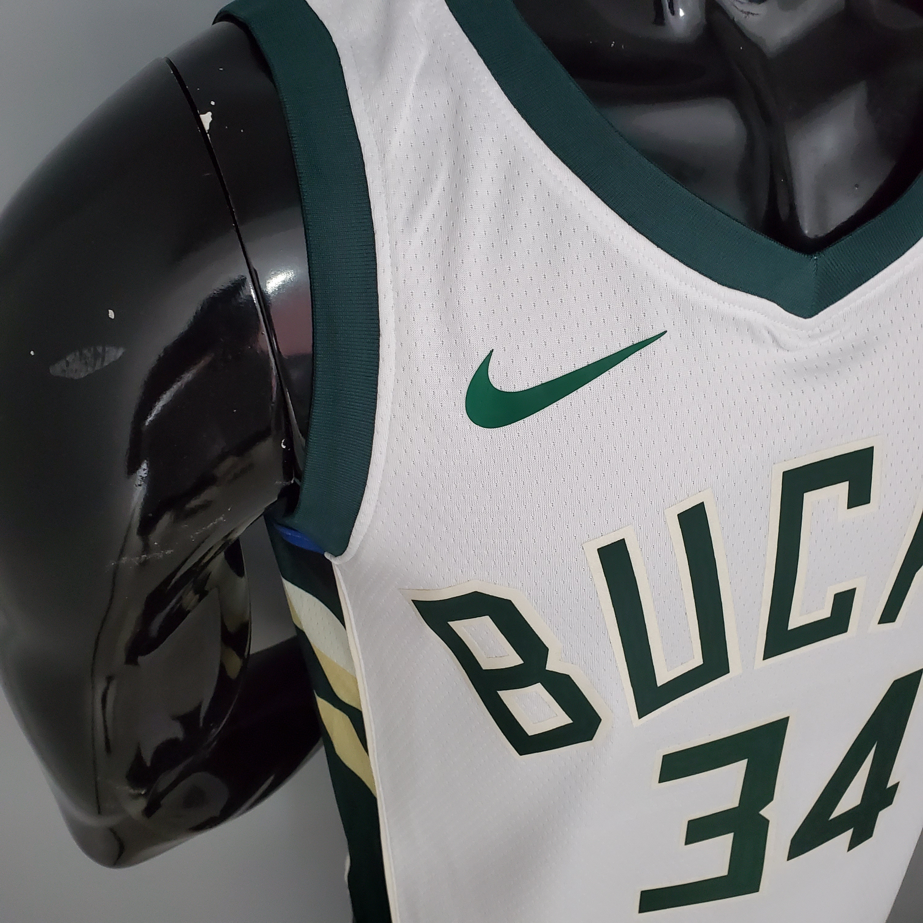 Giannis Antetokounmpo Milwaukee Bucks Swingman Jersey White