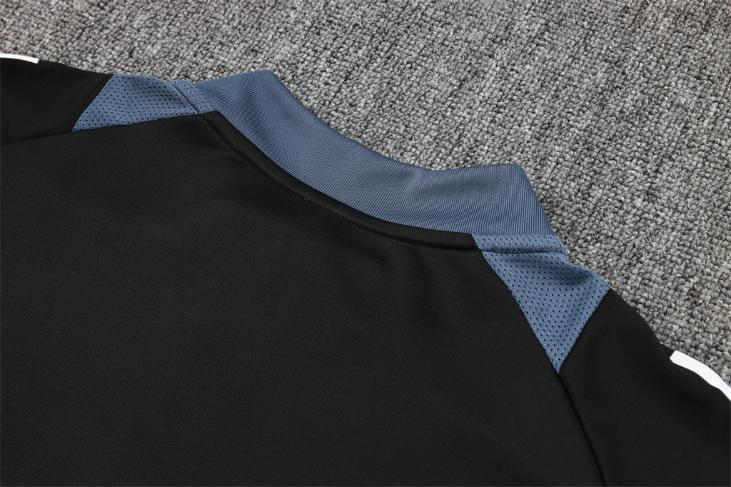 Manchester United Training Jersey Suit 24/25