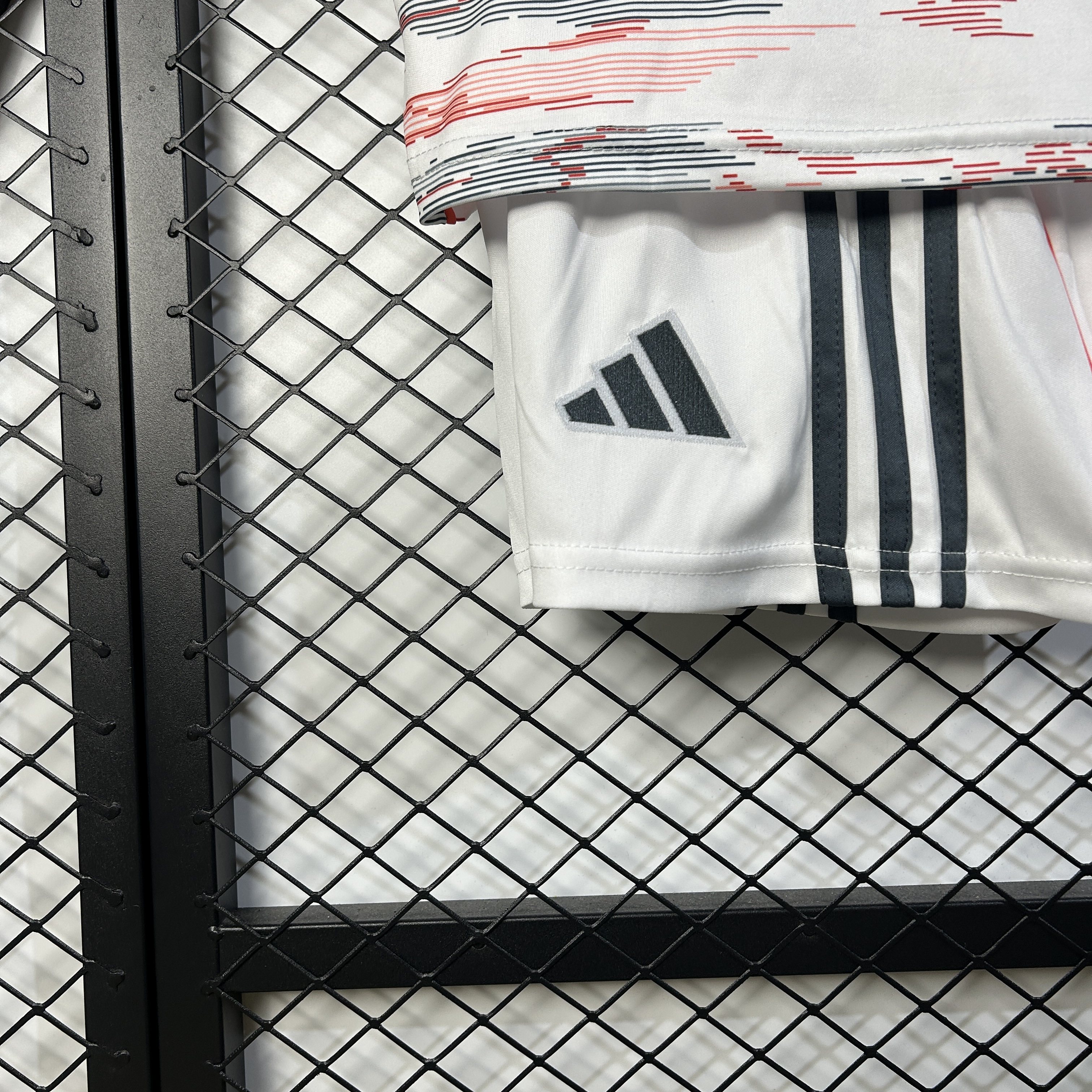 Bayern Munich Away Kids Suit & Socks 25/26