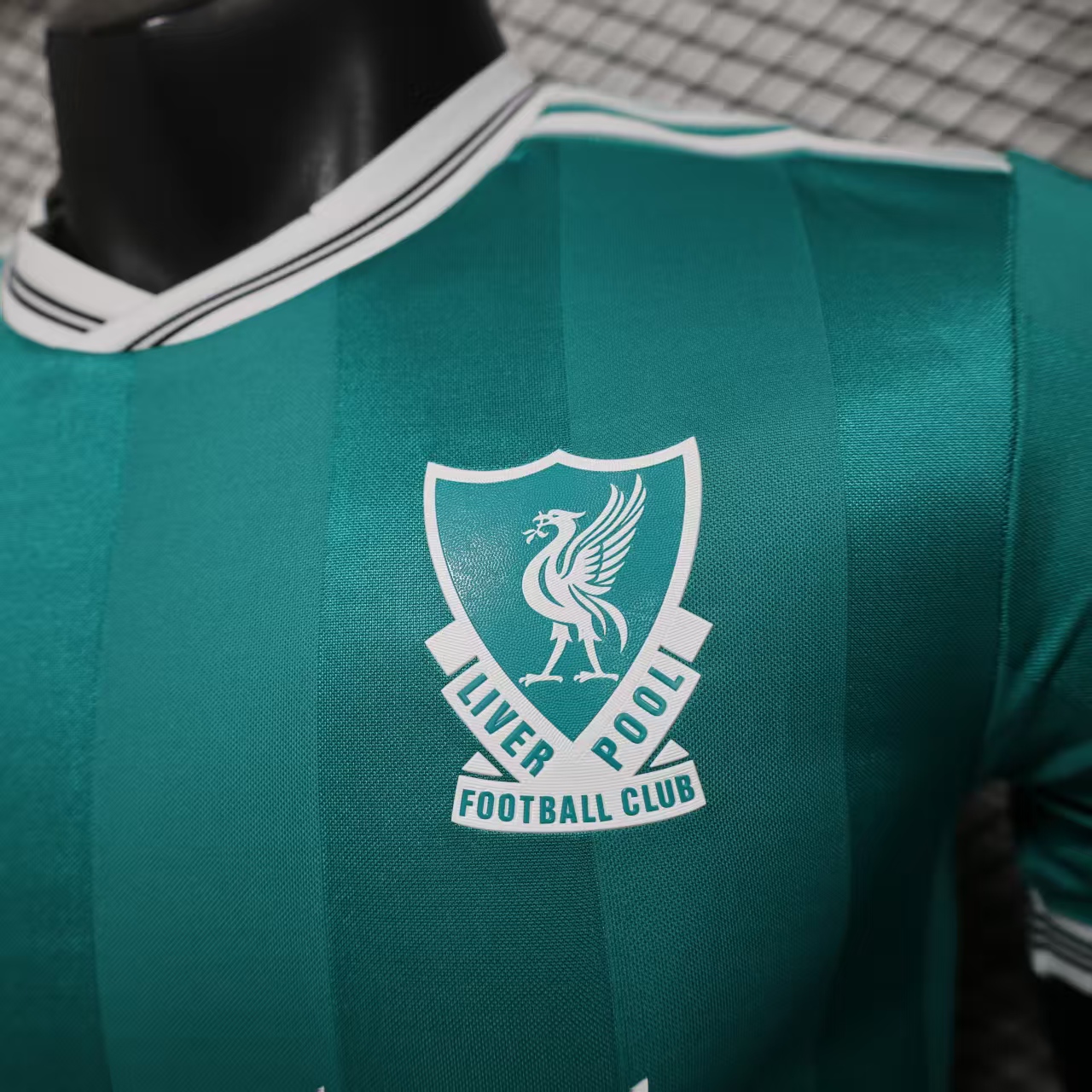 Liverpool 25-26 away green football jersey - player version