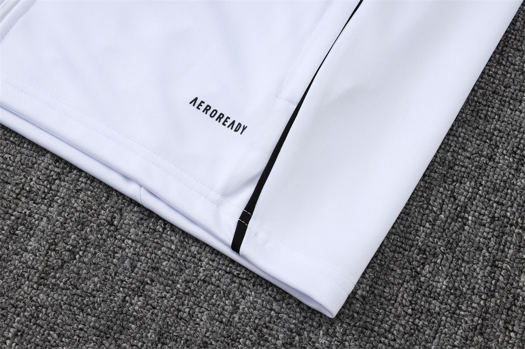 Manchester United Training Jacket 25/26