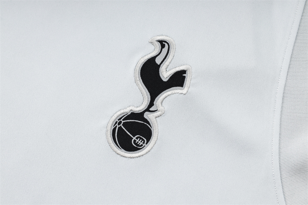 Tottenham Hotspur Training Jersey 24/25