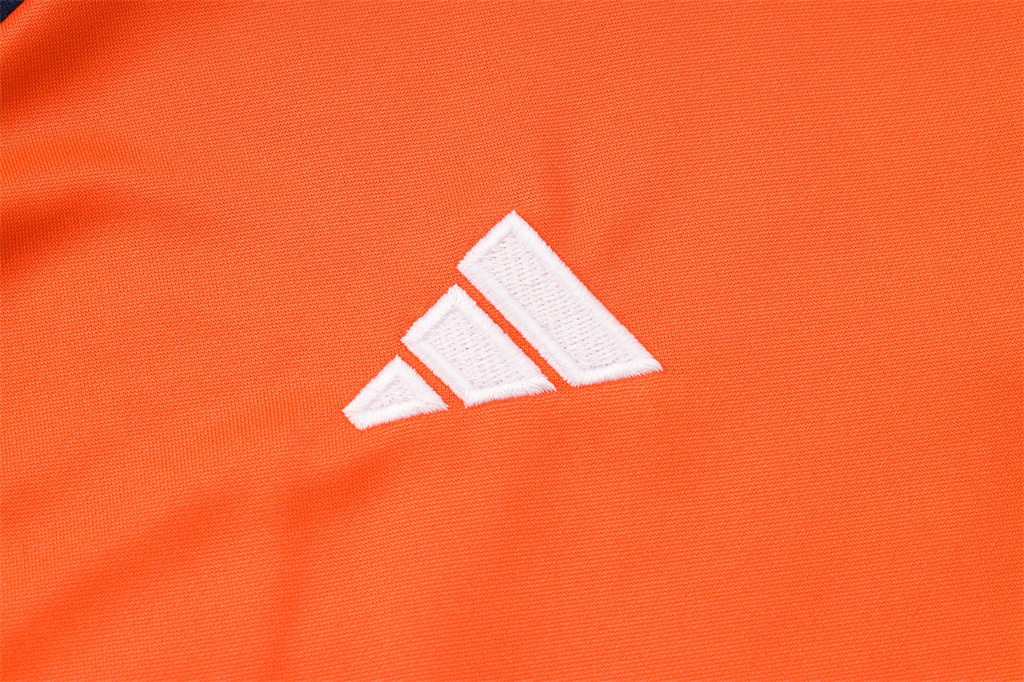 Manchester United Kids Training Suit 24/25