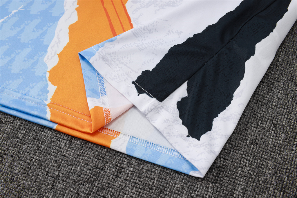 Real Madrid Training Short sleeve Jersey 24/25