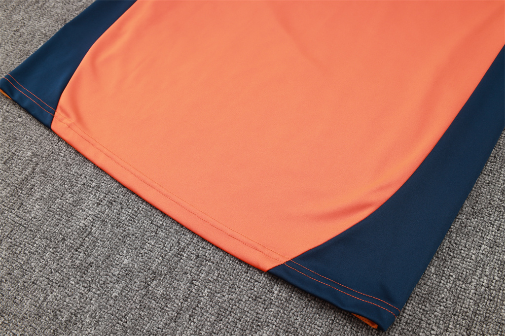 Juventus Kids Training Suit 24/25