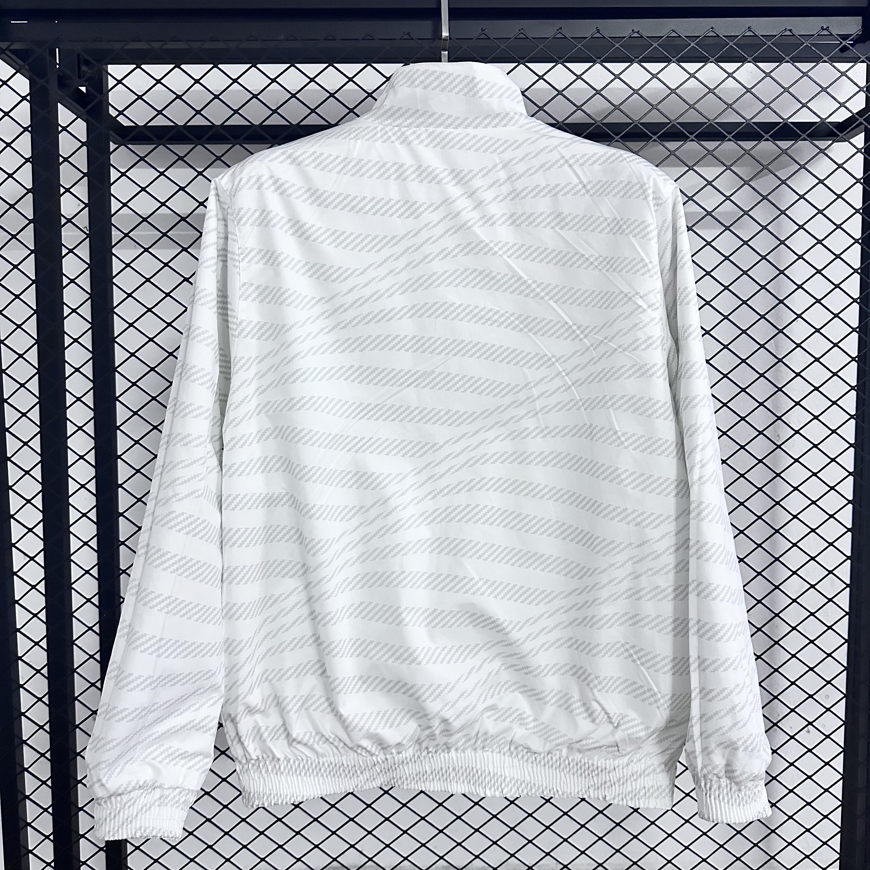 Real Madrid Double-Sided Training Windbreaker 2025