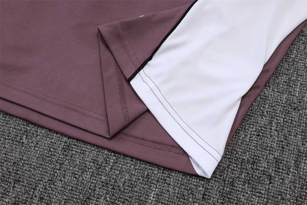 Manchester United Training Jersey 25/26