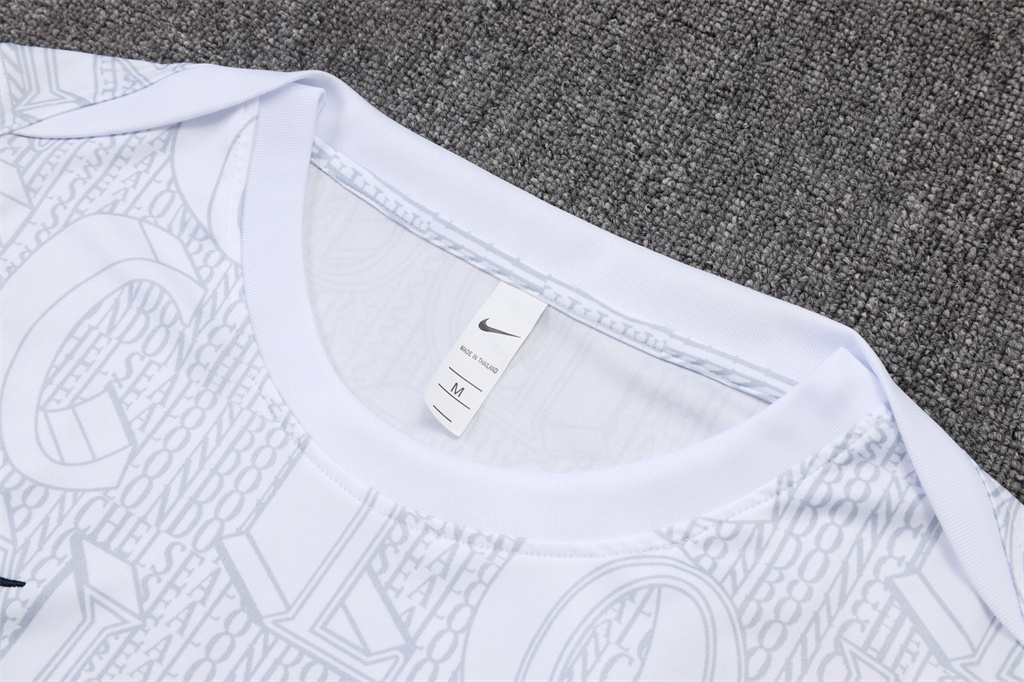 Chelsea Training Jersey 24/25