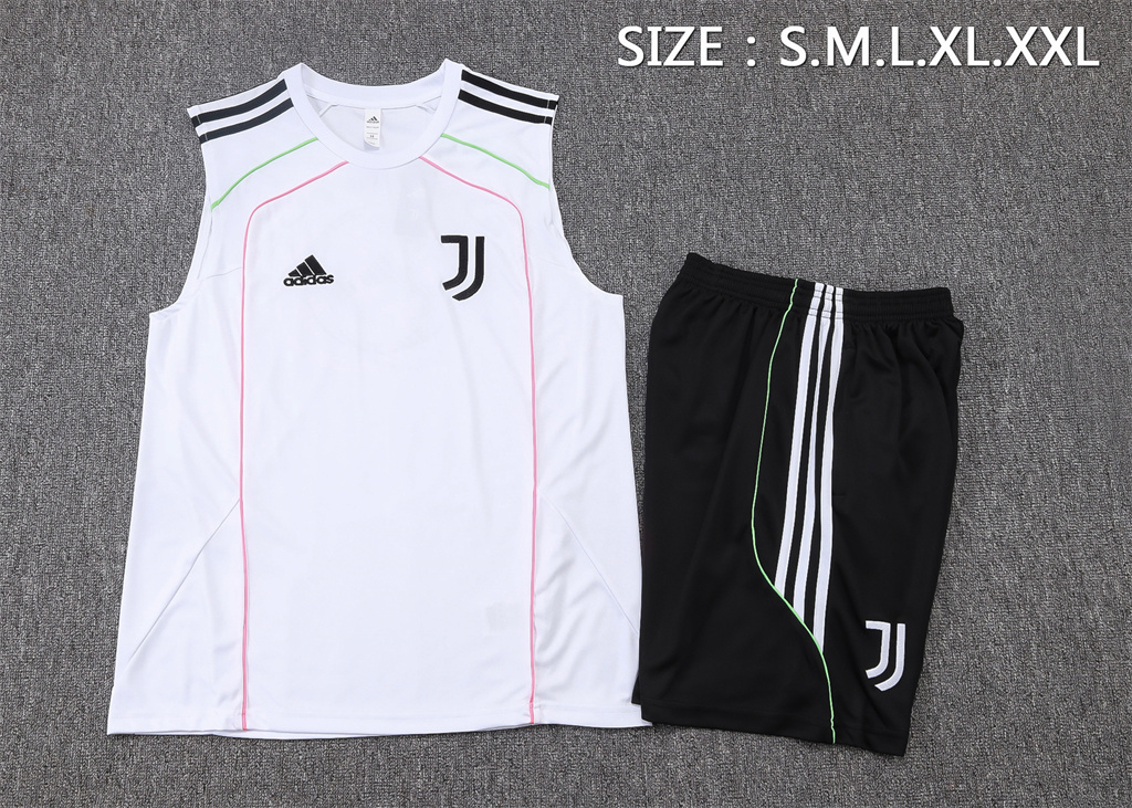 Juventus Training Jersey 25/26