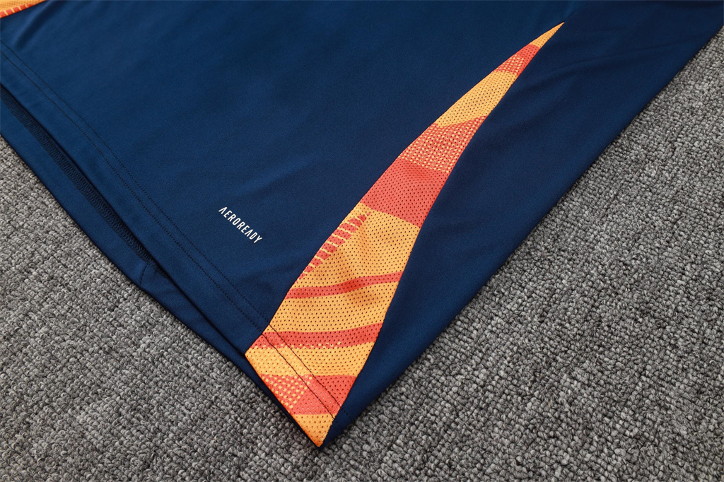 Manchester United Training Jersey 24/25