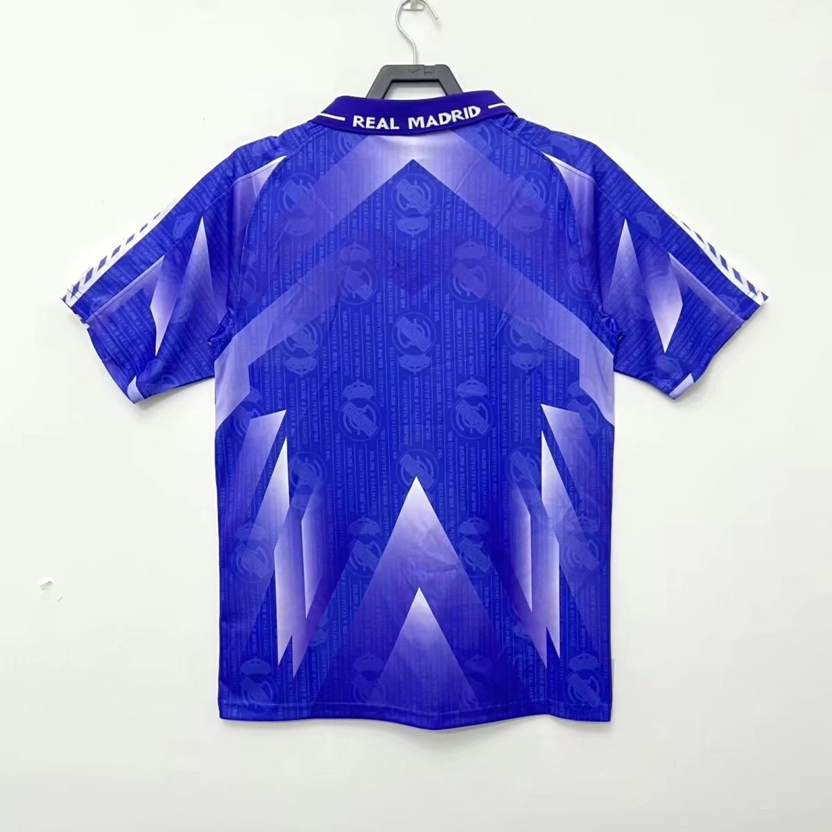 Real Madrid Retro Jersey Away Shirt 1996-97