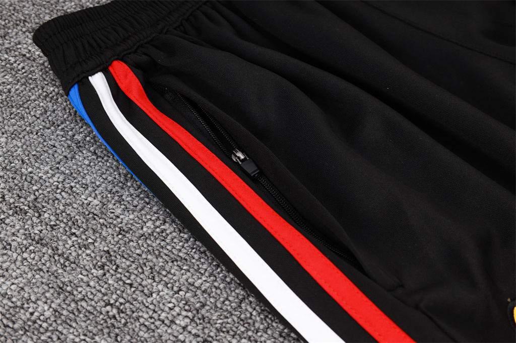 Manchester United Training Pants 24/25