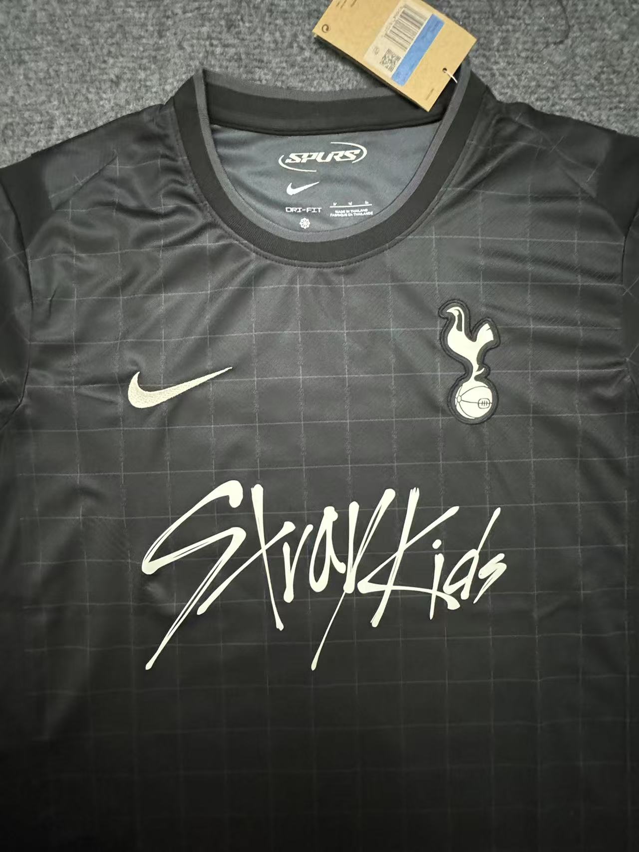 Tottenham Hotspur Away THFC x Stray Kids Limited Edition  Man Jersey 25/26