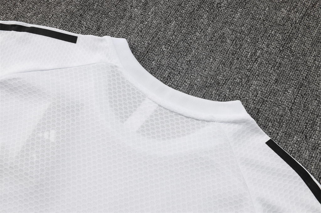 Real Madrid Training Short sleeve Jersey 25/26