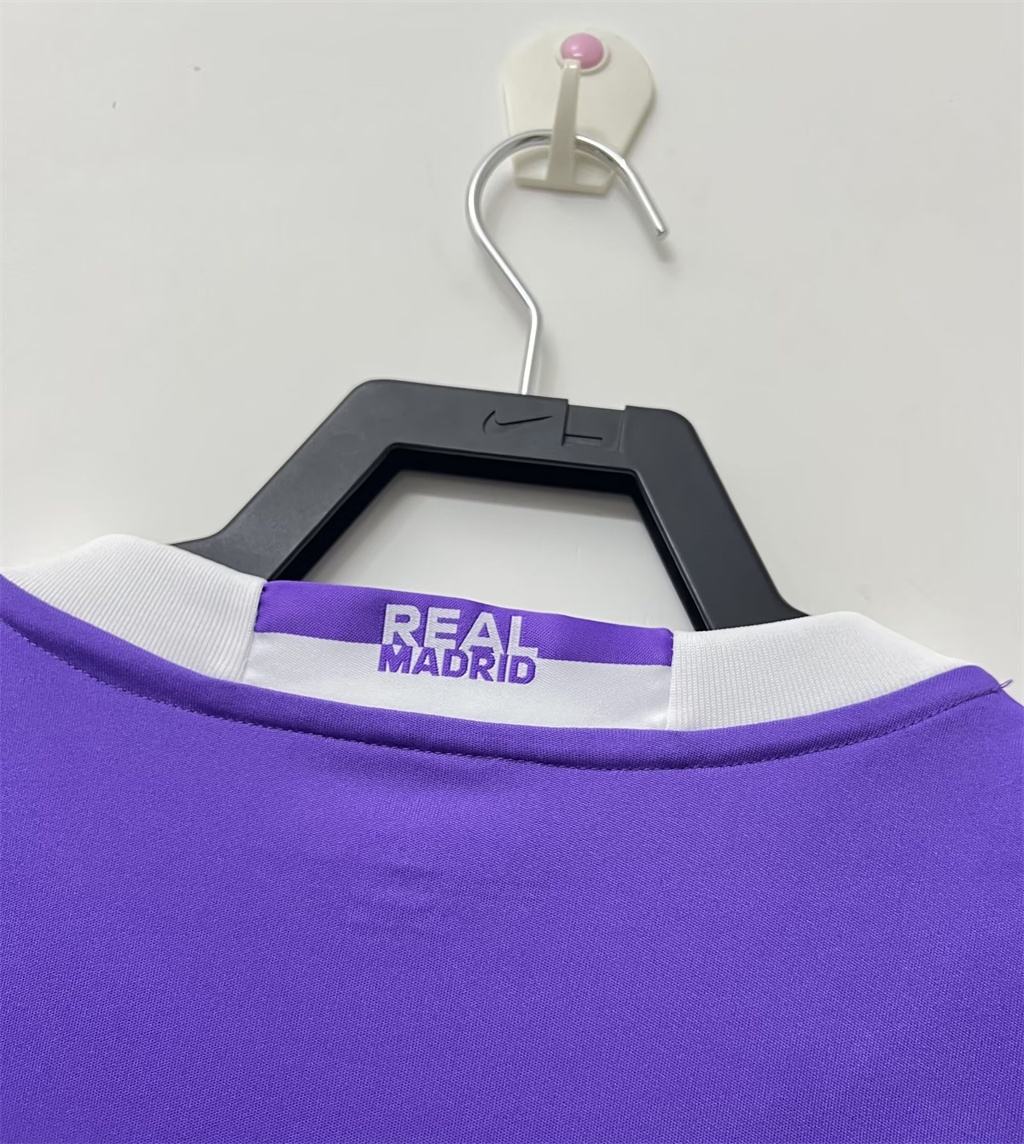Real Madrid Away Retro Jersey 16/17